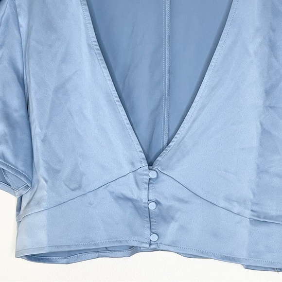 New Danielle Bernstein Powder Blue Satin Puff Sleeves Crop Top US XL - Picture 4 of 8